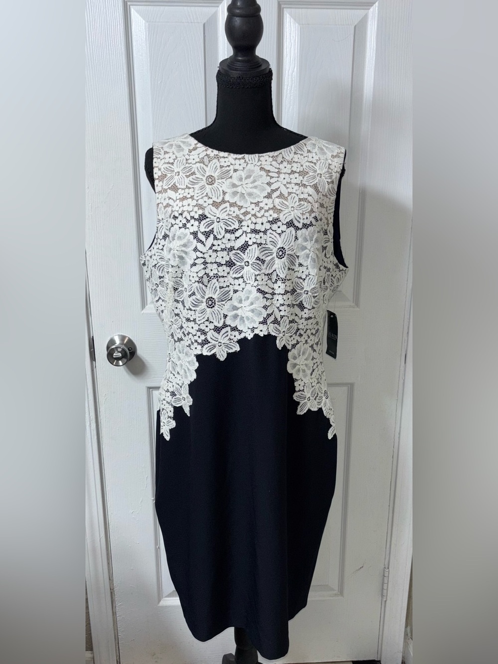 #0020 Lauren Ralph Lauren Navy Blue Dress with White Floral Lace Overlay